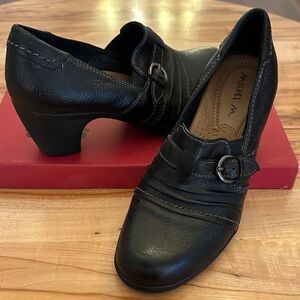 Chic Black Leather Heels with Buckle